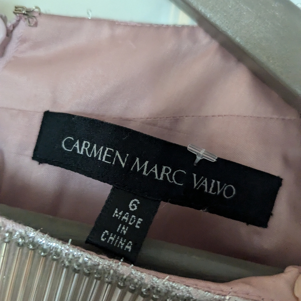 Beautiful Carmen Marc Valvo satin dress size 6 pink silver embellished - Picture 3 of 11